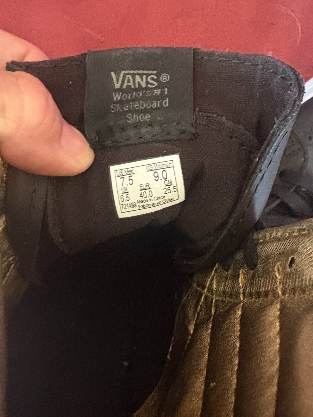 High-top Women’s Vans Black  w/ Gold Zipper - Size  Womens 9, Mens 7.5 - Picture 9 of 12